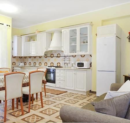 גיארדיני נאקסוס Casa Vacanze Rosy חדר תמונה