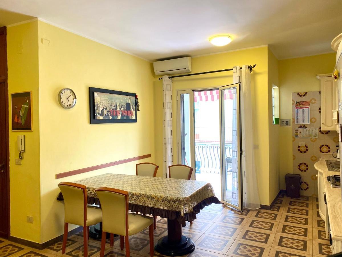 גיארדיני נאקסוס Casa Vacanze Rosy מראה חיצוני תמונה